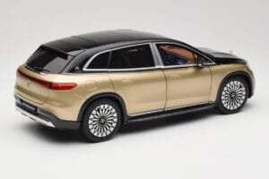 Mercedes Maybach EQS 680 V297 Beige NZG 1:18 B66960592 Diecast - image 3 of 8