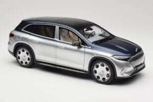 Mercedes Maybach EQS 680 V297 Blue NZG 1:18 1060/23 Diecast - image 6 of 8