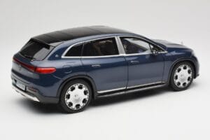 Mercedes Maybach EQS 680 V297 Dark Blue NZG 1:18 B66960593 Diecast - image 3 of 8