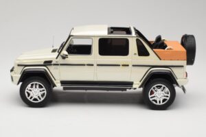 Mercedes Maybach G650 Landaulet W463 White Schuco 1:18 450017800 Diecast - image 3 of 6