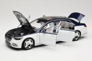 Mercedes Maybach S-Class Z223 Nautical Blue Diamond White Almost Real 1:18 820126 Diecast - image 2 of 8