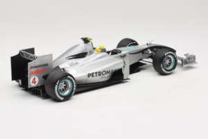 Mercedes MGP W01 #4 N. Rosberg Mercedes GP Showcar 2010 Minichamps 1:18 150100074 Diecast - image 2 of 7