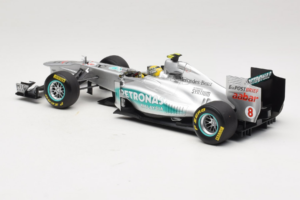 Mercedes MGP W02 #8 N. Rosberg Mercedes GP 2011 Minichamps 1:18 110110008 Diecast - image 5 of 7
