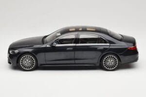 Mercedes S-Class W223 AMG Line Anthracite Blue Norev 1:18 183800 Diecast - image 4 of 8