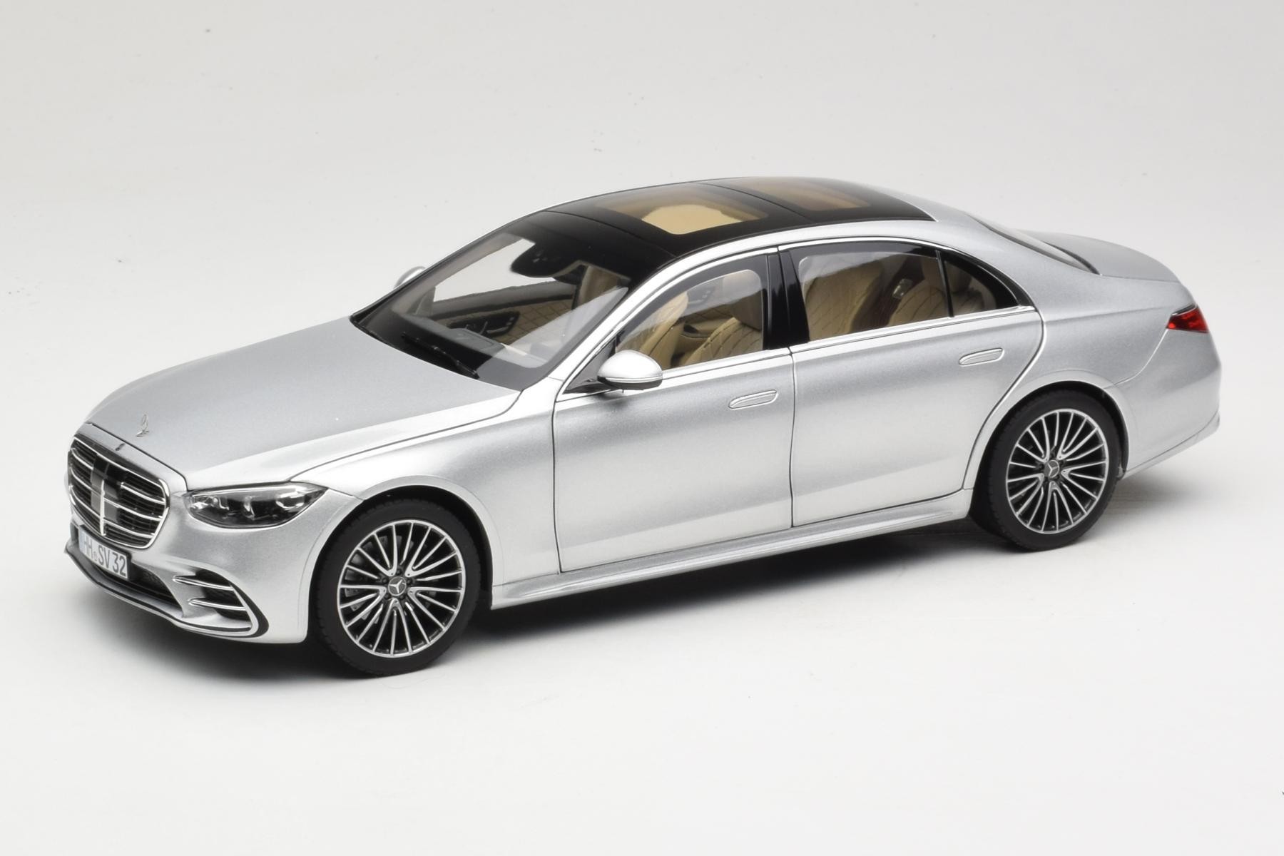 Mercedes S-Class W223 AMG Line Brilliant Silver Norev 1:18