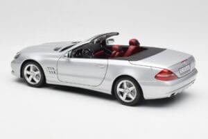 Mercedes SL 500 R230 Cabriolet Iridium Silver Minichamps 1:18 B66962388 Diecast - image 7 of 8