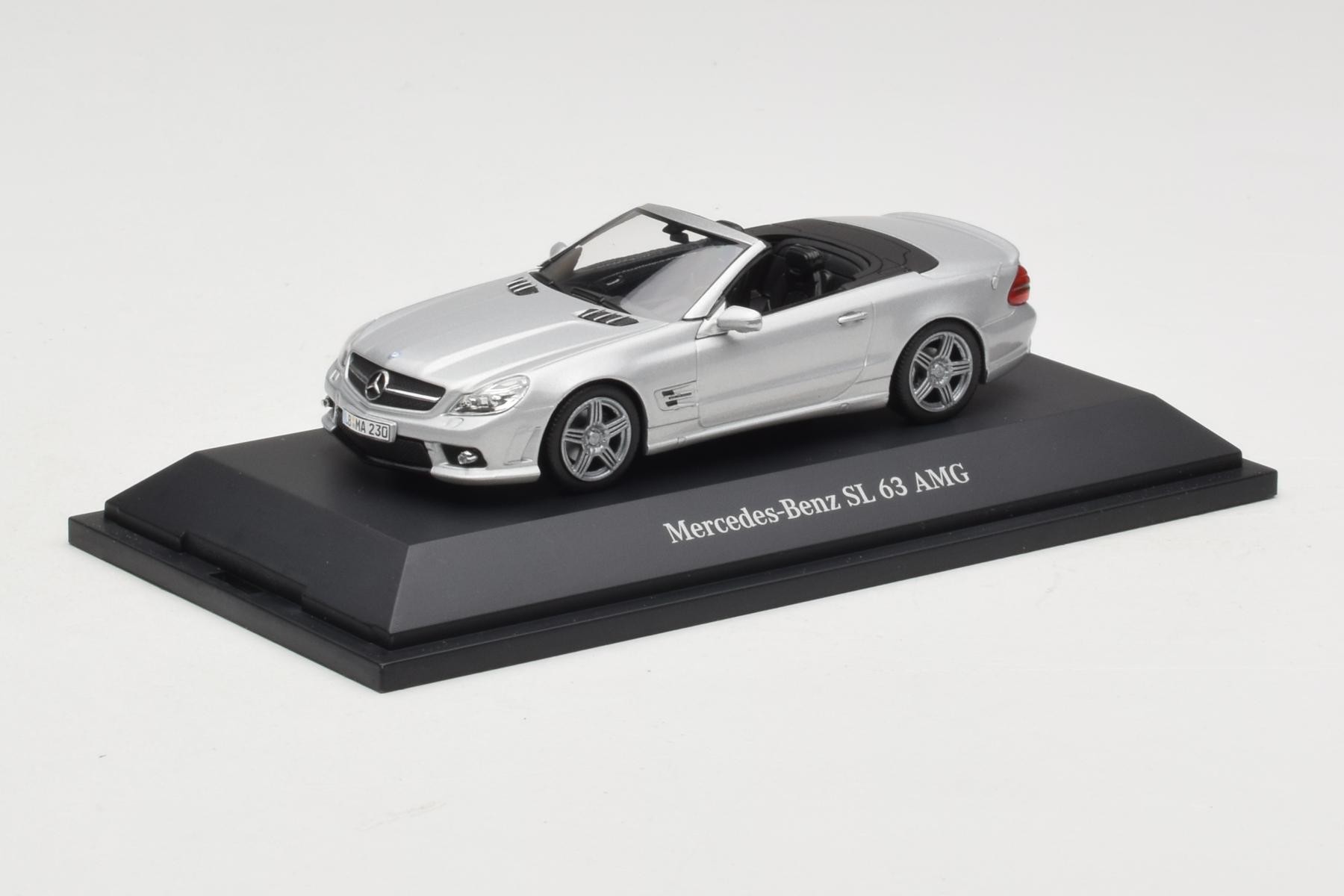Mercedes SL 63 AMG R230 1:43 Silver Diecast