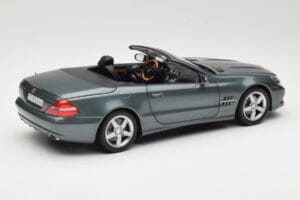 Mercedes SL R230 Amiant Green Minichamps 1:18 B66962389 Diecast - image 3 of 8