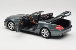 Mercedes SL R230 Amiant Green Minichamps 1:18 B66962389 Diecast - image 5 of 8