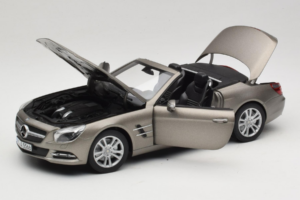 Mercedes SL500 R231 Dark Grey Matt Norev 1:18 183590 Diecast - image 2 of 9