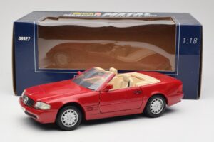 Mercedes SL500 R129 Red Revell 1:18 08927 Diecast - image 8 of 8