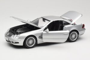 Mercedes SL55 AMG R230 Silver Maisto 1:18 36894 Diecast - image 2 of 8