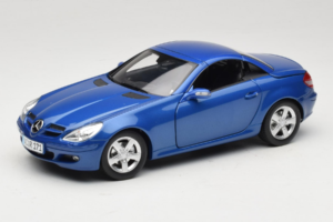 Mercedes SLK R171 Blue Metallic Minichamps 1:18 100033131 Diecast