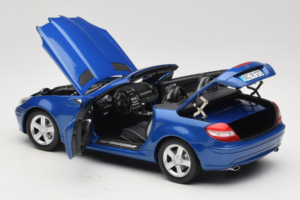 Mercedes SLK R171 Blue Metallic Minichamps 1:18 100033131 Diecast - image 7 of 11