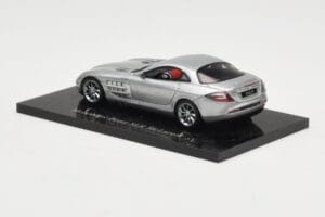 Mercedes SLR McLaren Crystal Silver Minichamps 1:43 B66961974 Diecast - image 3 of 4
