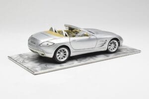 Mercedes SLR Vision Roadster Liquid Silver Maisto 1:18 B66963208 Diecast - image 3 of 8