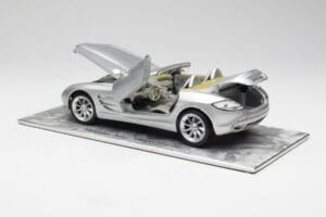 Mercedes SLR Vision Roadster Liquid Silver Maisto 1:18 B66963208 Diecast - image 5 of 8