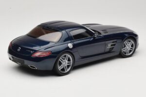 Mercedes SLS AMG C197 Blue Metallic Minichamps 1:18 100039021 Diecast - image 3 of 8