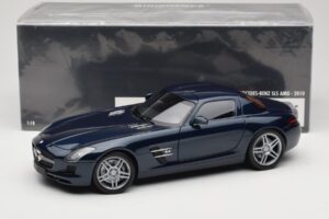 Mercedes SLS AMG C197 Blue Metallic Minichamps 1:18 100039021 Diecast - image 8 of 8