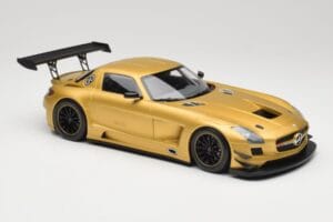 Mercedes AMG SLS C197 GT3 Street Gold Minichamps 1:18 151113106 Diecast - image 4 of 6
