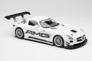 Mercedes AMG SLS C197 GT3 Street White Minichamps 1:18 151123107 Diecast - image 4 of 6