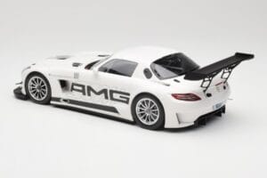 Mercedes AMG SLS C197 GT3 Street White Minichamps 1:18 151123107 Diecast - image 5 of 6