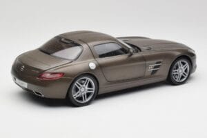 Mercedes SLS AMG C197 Monza Grey Minichamps 1:18 B66960044 Diecast - image 3 of 8