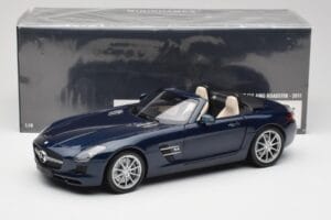 Mercedes SLS AMG R197 Roadster South Seas Blue Minichamps 1:18 100039031 Diecast - image 8 of 8