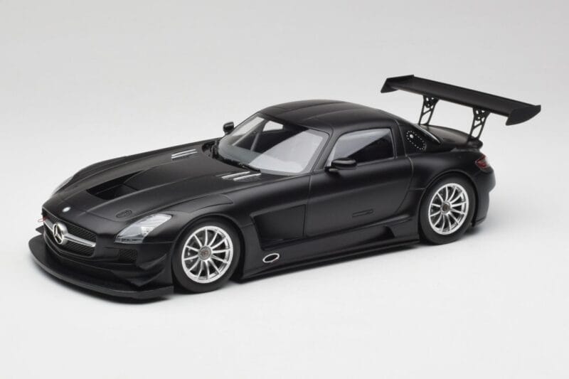 Mercedes SLS AMG GT3 C197 Street Matt Black Minichamps 1:18 151113101 Diecast