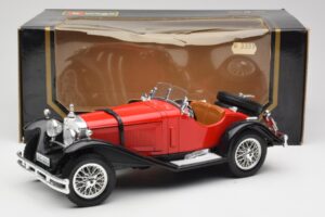 Mercedes SSK Red & Black Bburago 1:18 3009-M1 Diecast - image 6 of 6