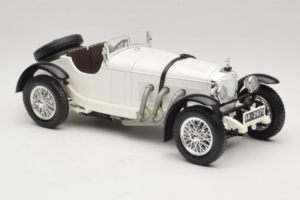 Mercedes SSK White Bburago 1:18 3009-P3 Diecast - image 4 of 6