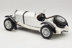 Mercedes SSK White Bburago 1:18 3009-P3 Diecast - image 5 of 6
