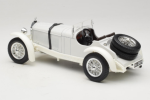 Mercedes SSKL White 1931 Bburago 1:18 3002-M2 Diecast - image 5 of 6