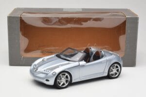 Mercedes Vision SLA Silver Gate 1:18 B66962114 Diecast - image 8 of 8