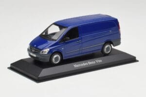 Mercedes Vito Atlantis Blue Minichamps 1:43 B66960525 Diecast - image 2 of 4