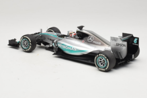 Mercedes W06 #44 L. Hamilton Mercedes AMG Petronas Australian Grand Prix Winner 2015 Minichamps 1:18 110150044 Diecast - image 5 of 7