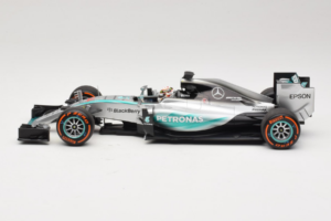 Mercedes W06 #44 L. Hamilton Mercedes AMG Petronas Japanese Grand Prix Winner 2015 Minichamps 1:18 110150344 Diecast - image 3 of 7