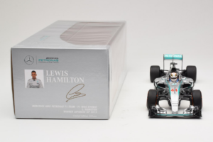 Mercedes W06 #44 L. Hamilton Mercedes AMG Petronas Japanese Grand Prix Winner 2015 Minichamps 1:18 110150344 Diecast - image 6 of 7