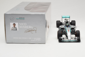 Mercedes W06 #6 N. Rosberg Mercedes AMG Petronas Japanese Grand Prix 2015 Minichamps 1:18 110150206 Diecast - image 6 of 7