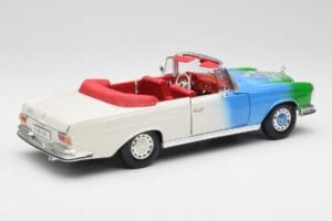 Mercedes 280SE W108 Tricolor Maisto 1:18 56014 Diecast - image 3 of 8