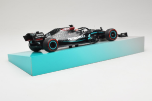 Mercedes W11 #63 G. Russell Mercedes AMG Petronas Sakhir Grand Prix 2020 Minichamps 1:18 113201663 Resin - image 3 of 7