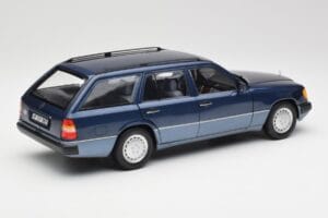Mercedes 300D W124 T-Modell Nautical Blue Norev 1:18 183962 Diecast - image 3 of 8