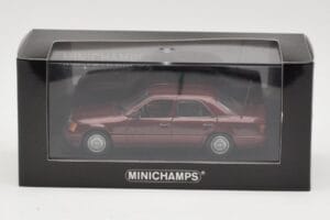 Mercedes W124 Dark Red Metallic Minichamps 1:43 MB002 Diecast - image 4 of 4