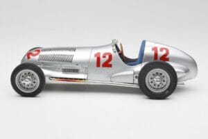 Mercedes W125 #12 R. Caracciola Grand Prix 1937 CMC 1:18 M-052 Diecast - image 3 of 6