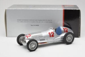Mercedes W125 #12 R. Caracciola Grand Prix 1937 CMC 1:18 M-052 Diecast - image 6 of 6