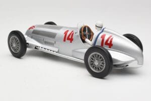 Mercedes W125 #14 Daimler-Benz AG M. von Brauchitsch 2nd Place German GP 1937 Minichamps 1:18 155373114 Diecast - image 5 of 6