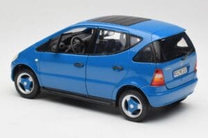 Mercedes A-Class W168 Azure Blue Maisto 1:18 50311 Diecast - image 7 of 8