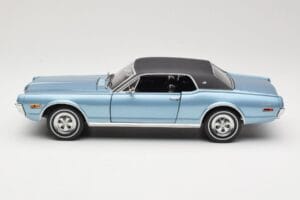 Mercury Cougar XR-7 Blue Sun Star 1:18 1562 Diecast - image 4 of 8