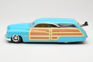 Mercury Merc Woodie Blue Hot Wheels 1:18 27806 Diecast - image 4 of 8
