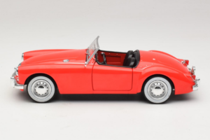 MG A 1600 Roadster Mk I Elvis Presley Blue Hawaii Movie GreenLight 1:18 13524 Diecast - image 4 of 8